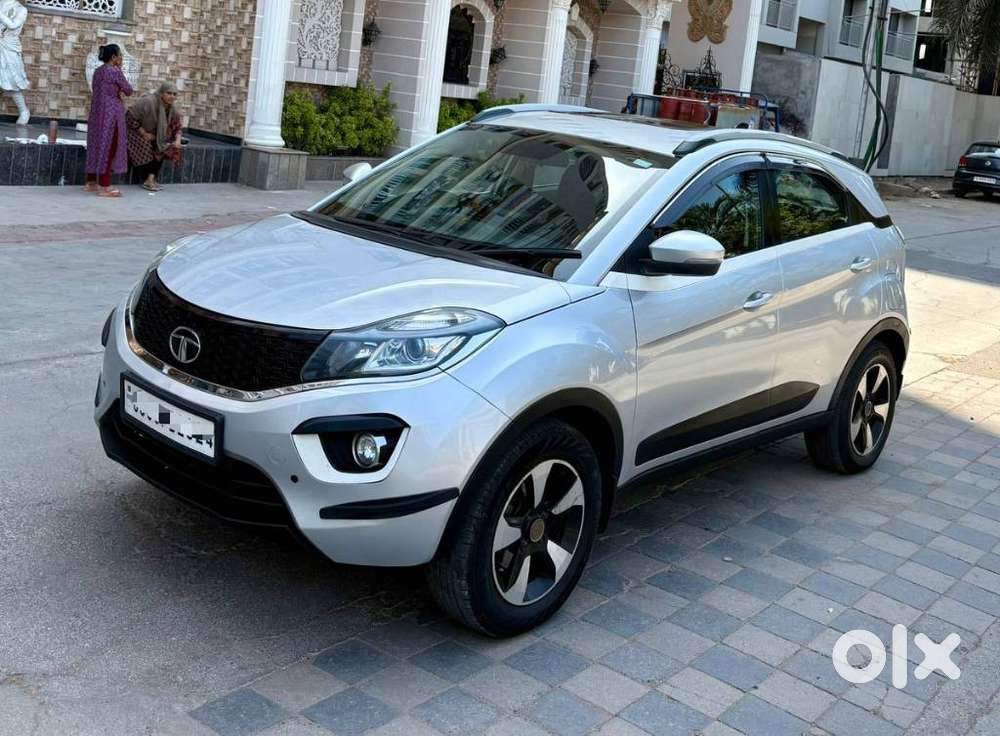 Tata Nexon Pure 1.2 Revotron Petrol 6 Mt, 2019, Cng & Hybrids