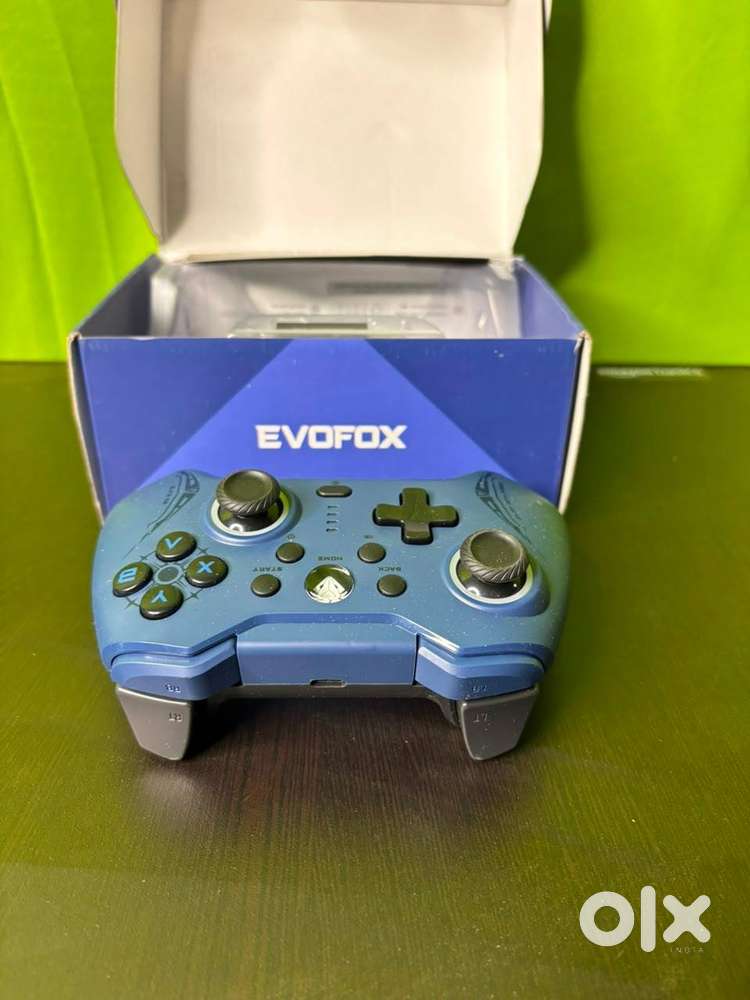 EvoFox Elite X2 Wireless Gaming Controller For PC