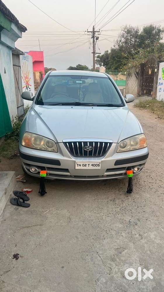 Hyundai Elantra 2005 Petrol Well Maintained