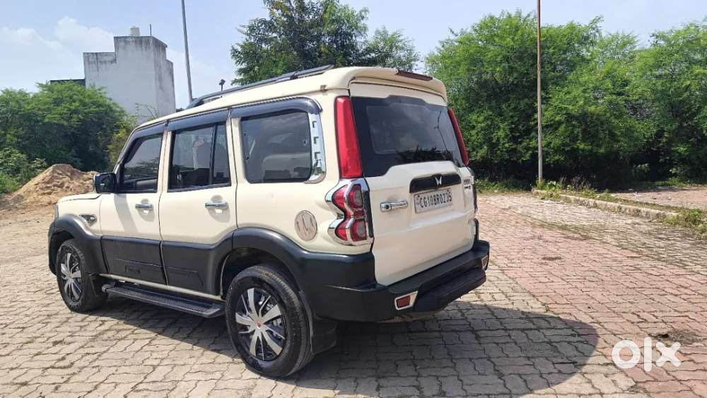 Mahindra Scorpio Classic 2.2 S Mt 9 Str, 2023, Diesel