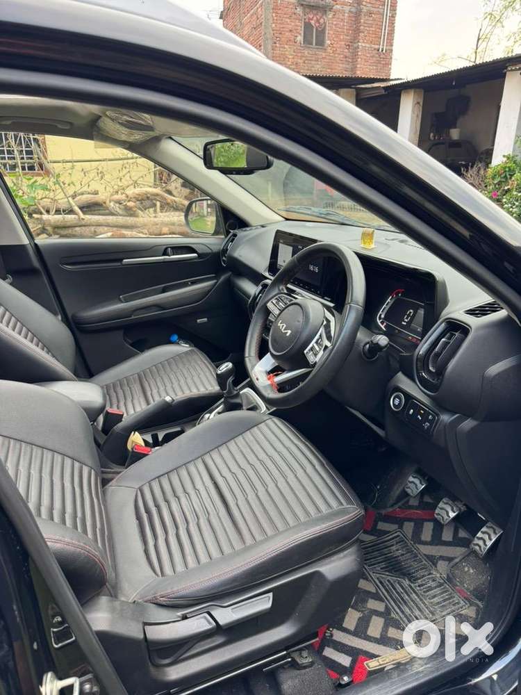 Kia Sonet Top Model 2021 Diesel Well Maintained