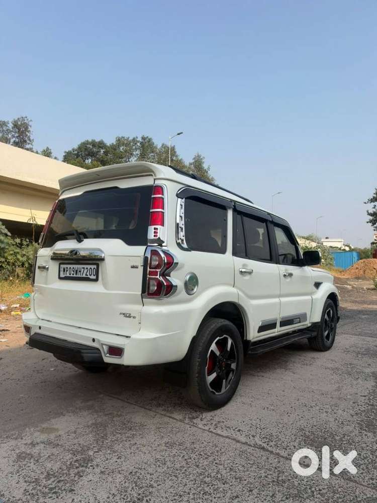 Mahindra Scorpio S11 Mt 7s, 2021, Diesel