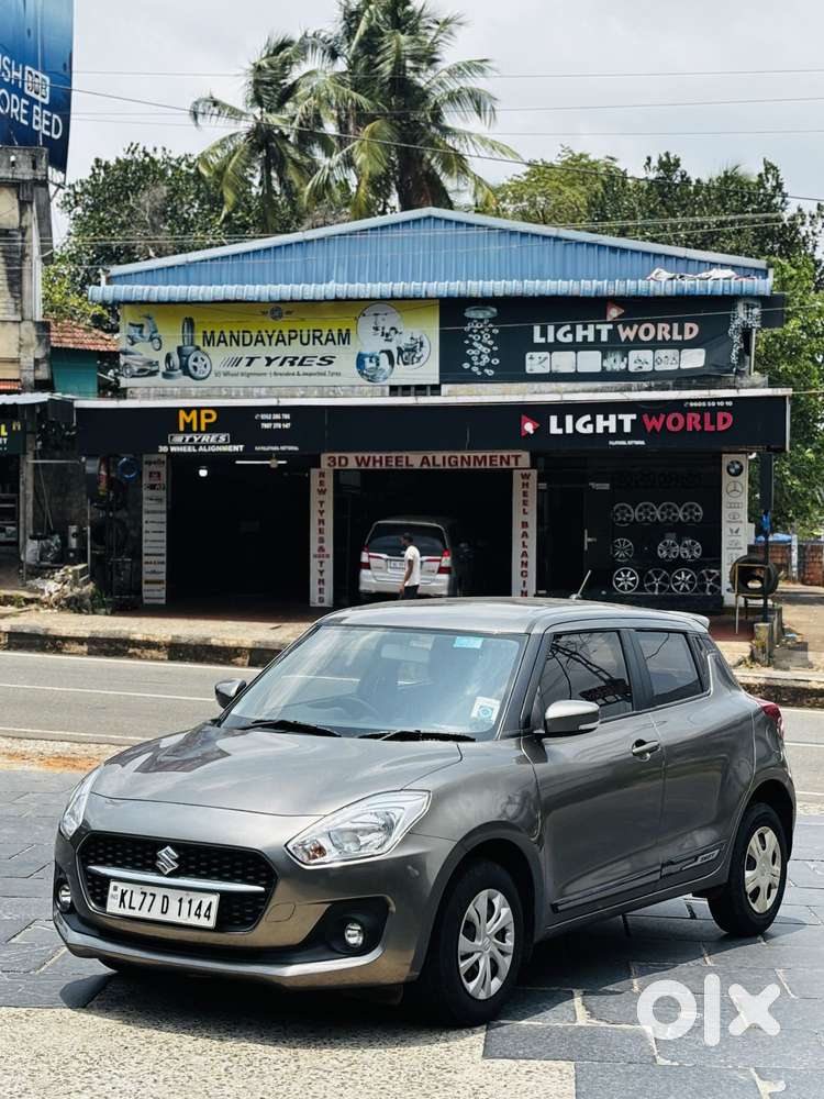 Maruti Suzuki Swift Vxi Optional, 2023, Petrol
