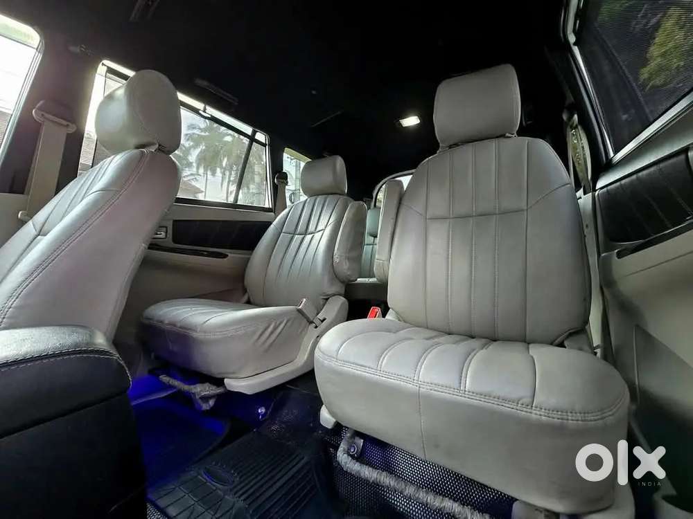 Toyota Innova 2013 Diesel 75000 Km Driven