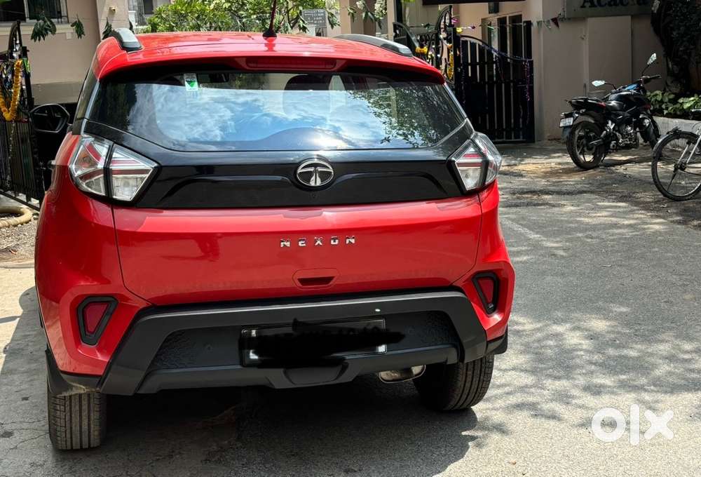 2021 Tata Nexon Petrol Automatic 14000 Km Excellent Condition