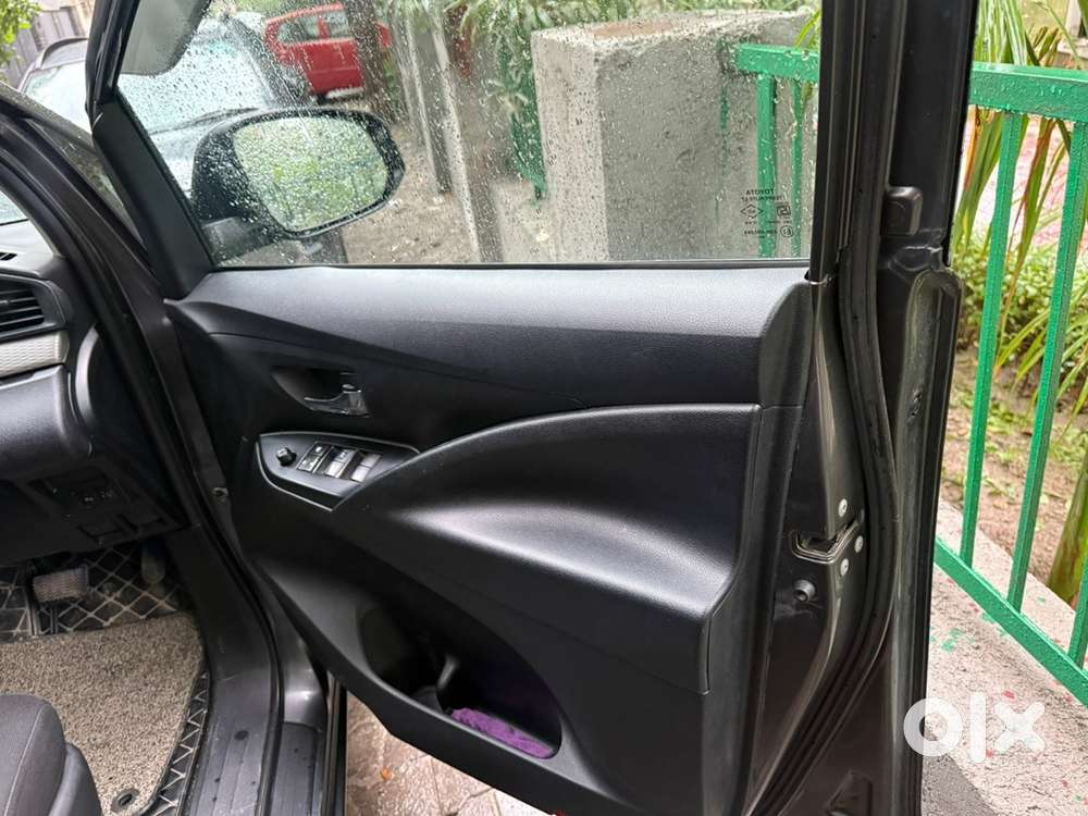 Toyota Innova Crysta 2018