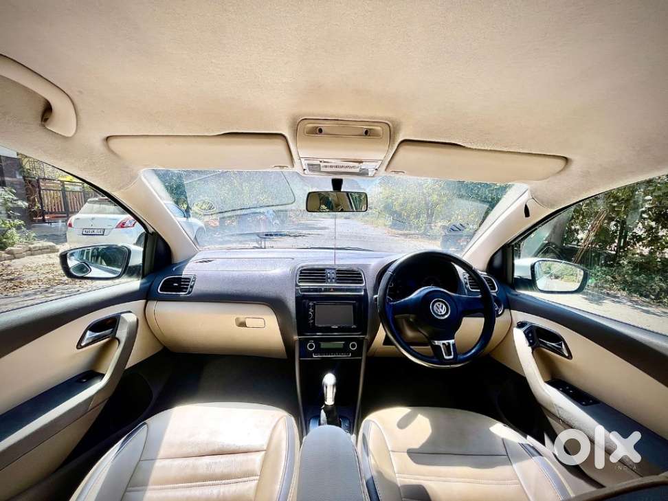 Volkswagen Vento 2010-2013 Petrol Highline At, 2011, Petrol