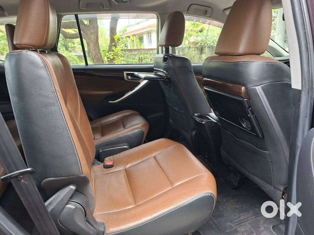 Toyota Innova Crysta 2.8 Zx At, 2016, Diesel