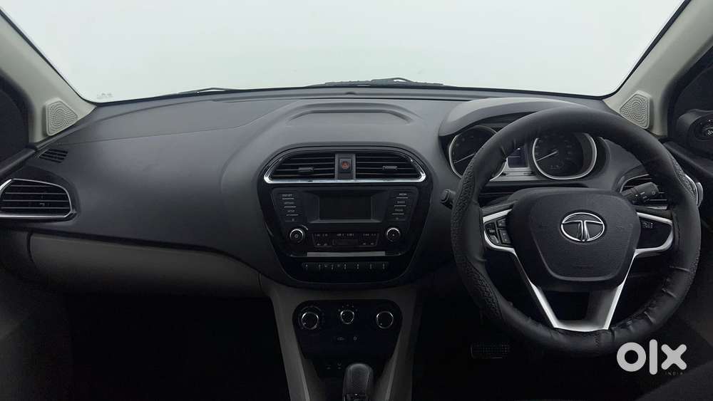 Tata Tiago Xza, 2017, Petrol
