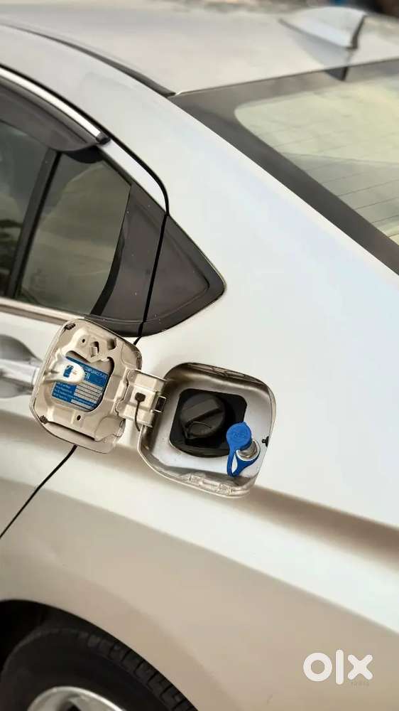 Honda City 2016 Cng & Hybrids Well Maintained