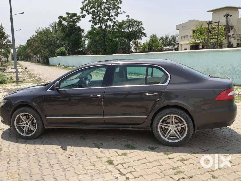 Skoda Superb Iv 2011 Automatic Diesel Passing 2031
