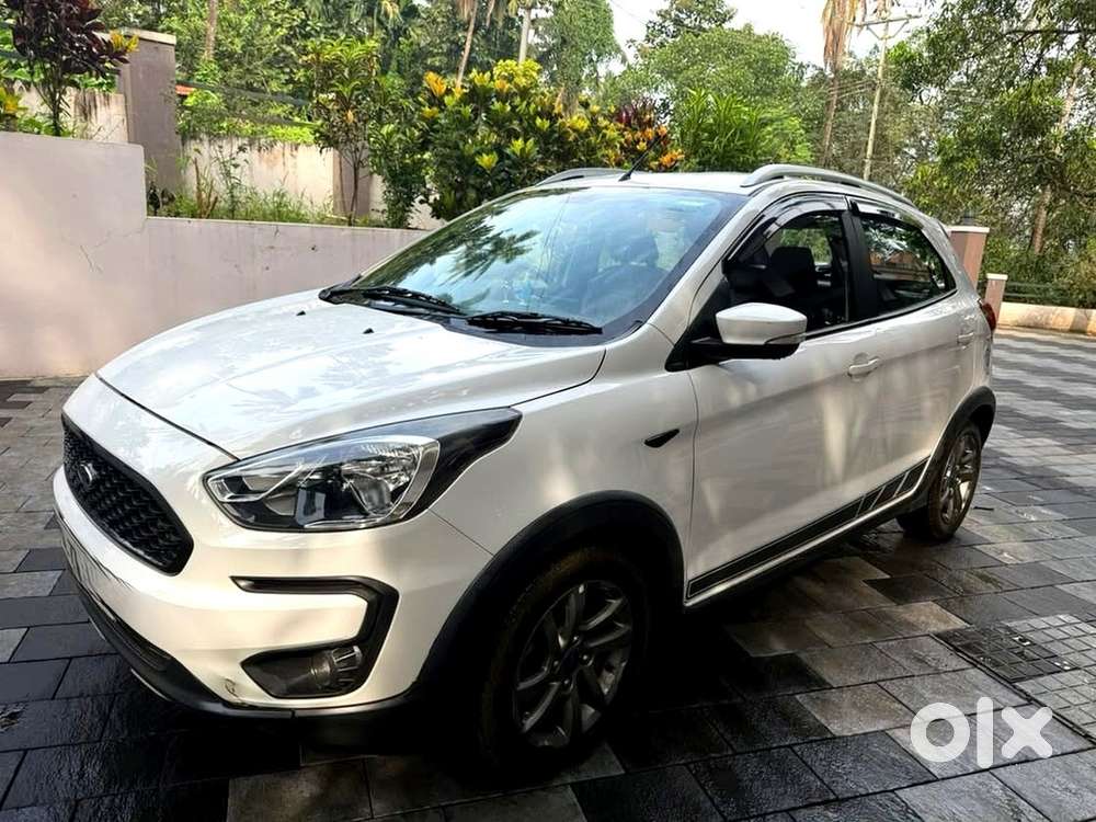 Ford Freestyle Petrol 2019