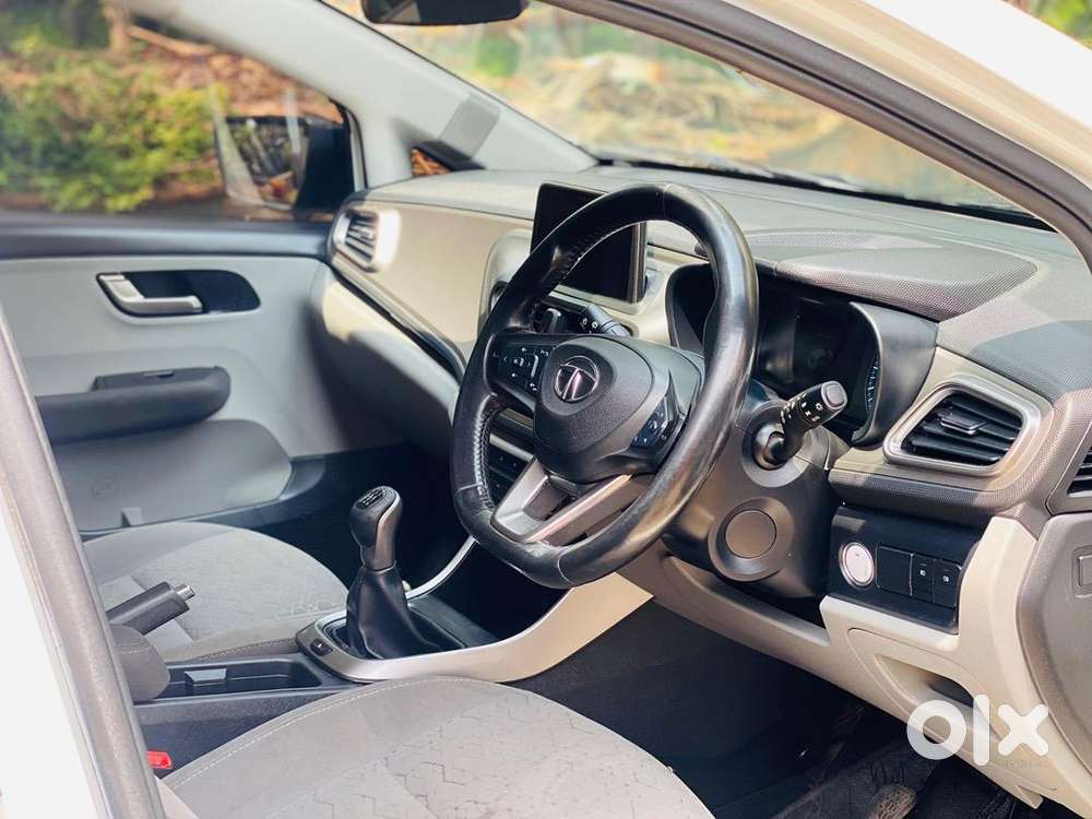 Tata Altroz Xz Car
