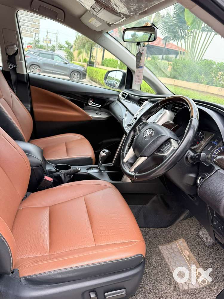 Toyota Innova Crysta [2020-ongoing] 2.4 Zx At 7 Str, 2021, Diesel