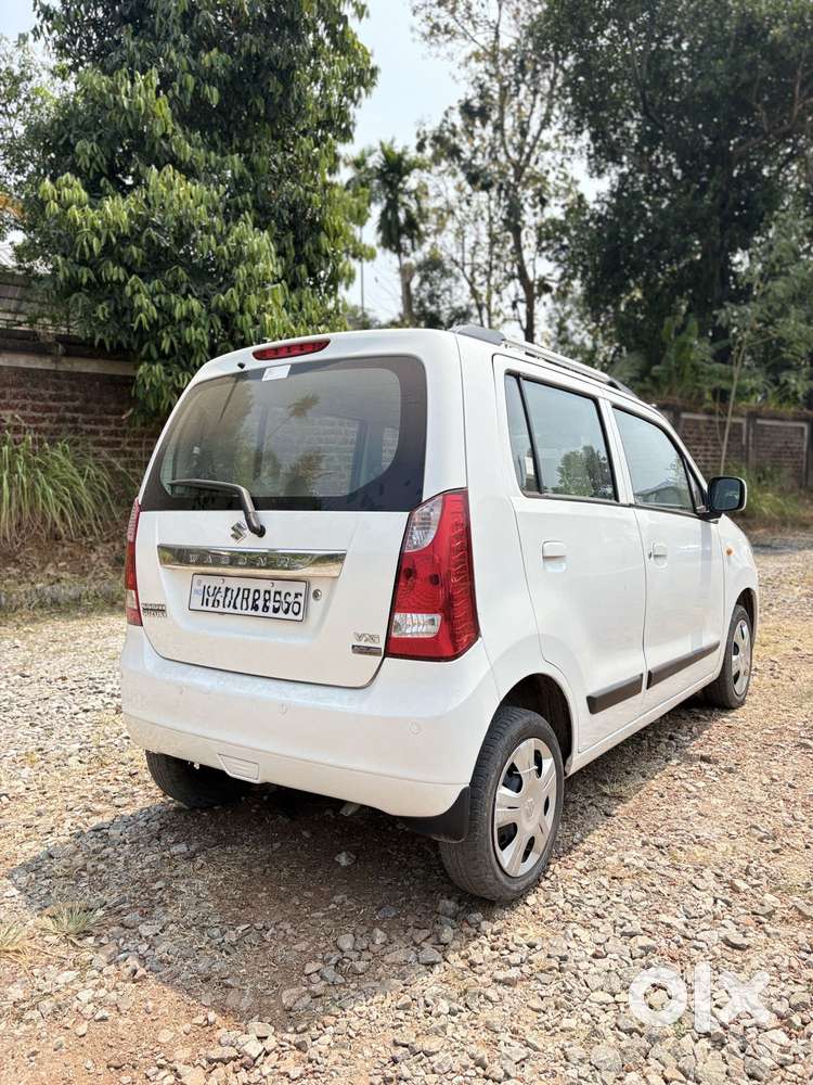 Maruti Suzuki Wagon R 1.0 Vxi Ags, 2018, Petrol
