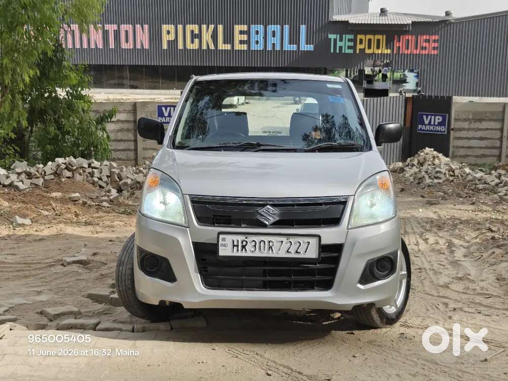 Green Cng Wagonr Single Hand Used
