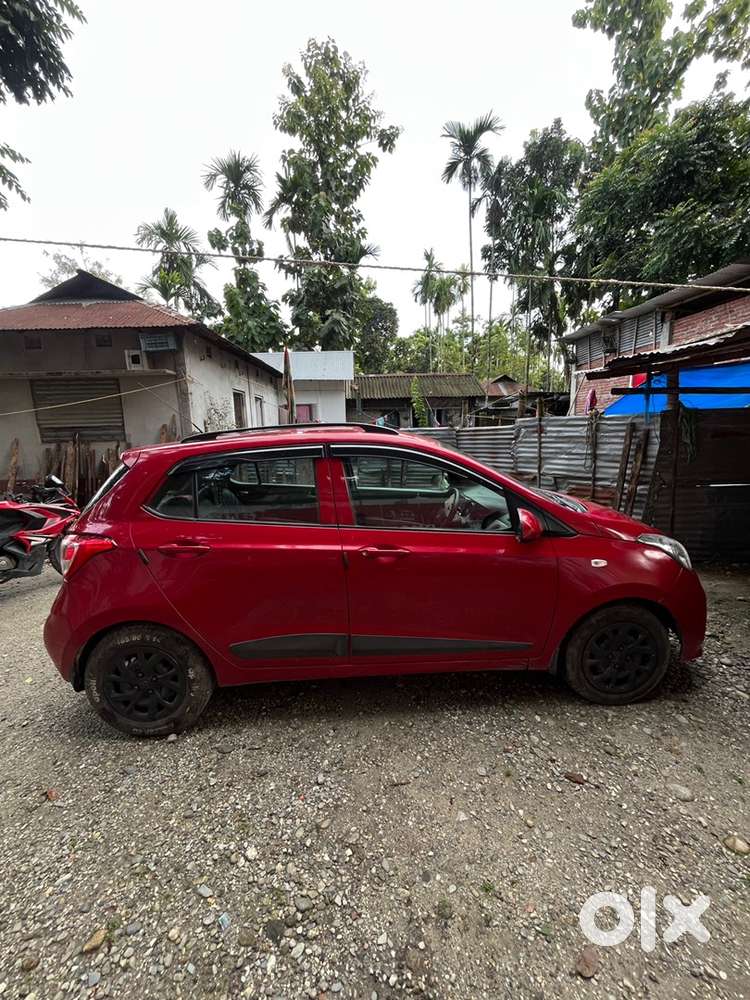 Hyundai Grand I10 17 Petrol 29000 Km Driven