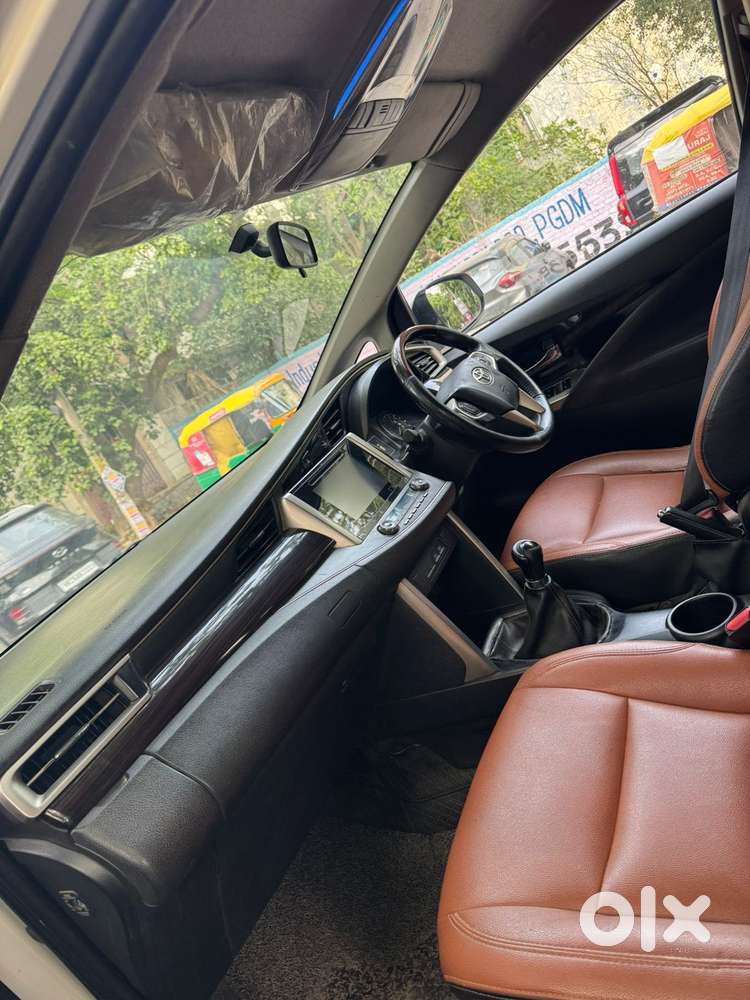 Toyota Innova Crysta 2.4 V 7 Str, 2018, Diesel