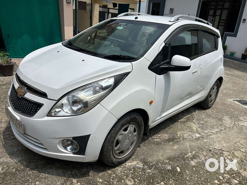 Chevrolet Beat Petrol 2010