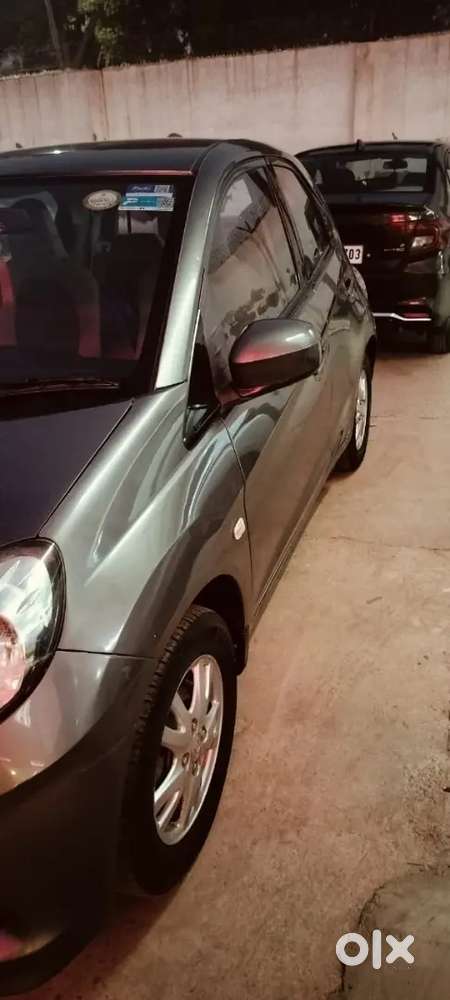 Honda Brio 2012 Variant Year