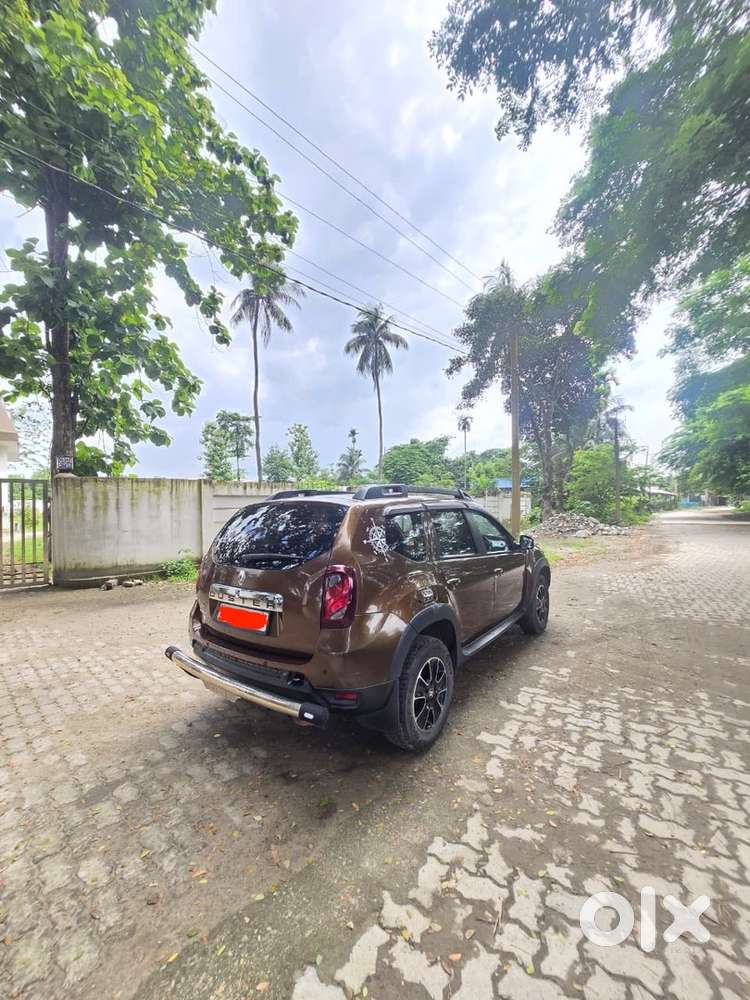 Renault Duster / Excellent Condition / Single Handled Driven /
