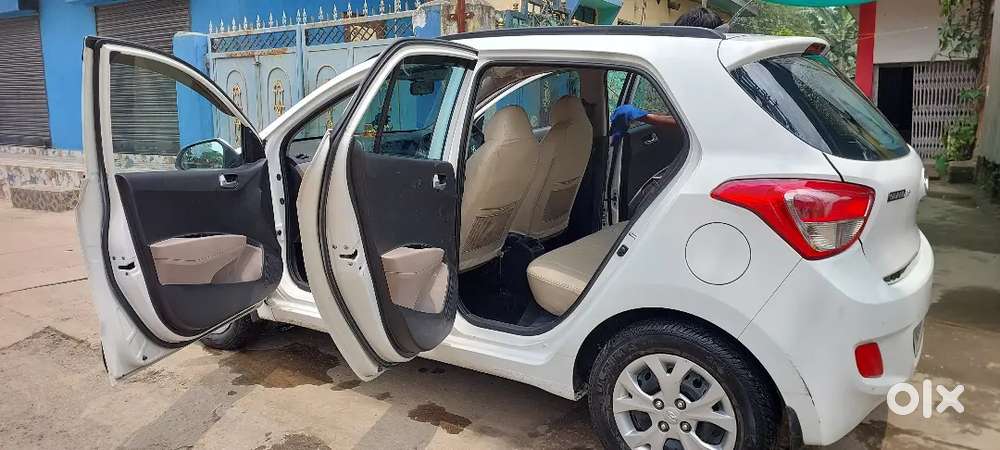 Hyundai Grand I10 2014 Petrol 66000 Km Driven