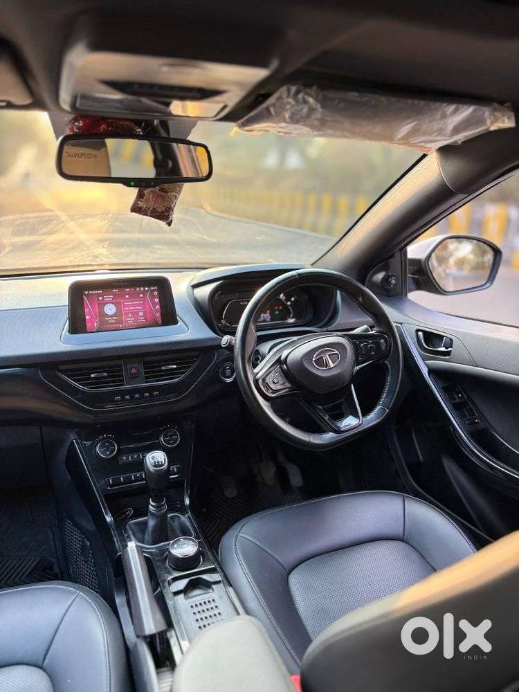 Tata Nexon 1.5 Revotorq Xz Plus Dual Tone, 2023, Petrol