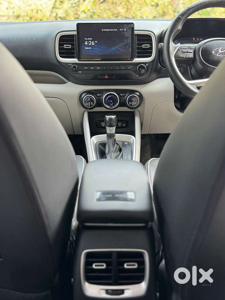 Hyundai Venue 1.0 Sx Plus Turbo Dct Dual Tone, 2023, Petrol