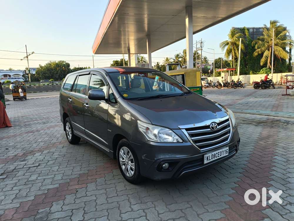 Toyota Innova 2.5 Gx (diesel) 7 Seater Bs Iv, 2014, Diesel