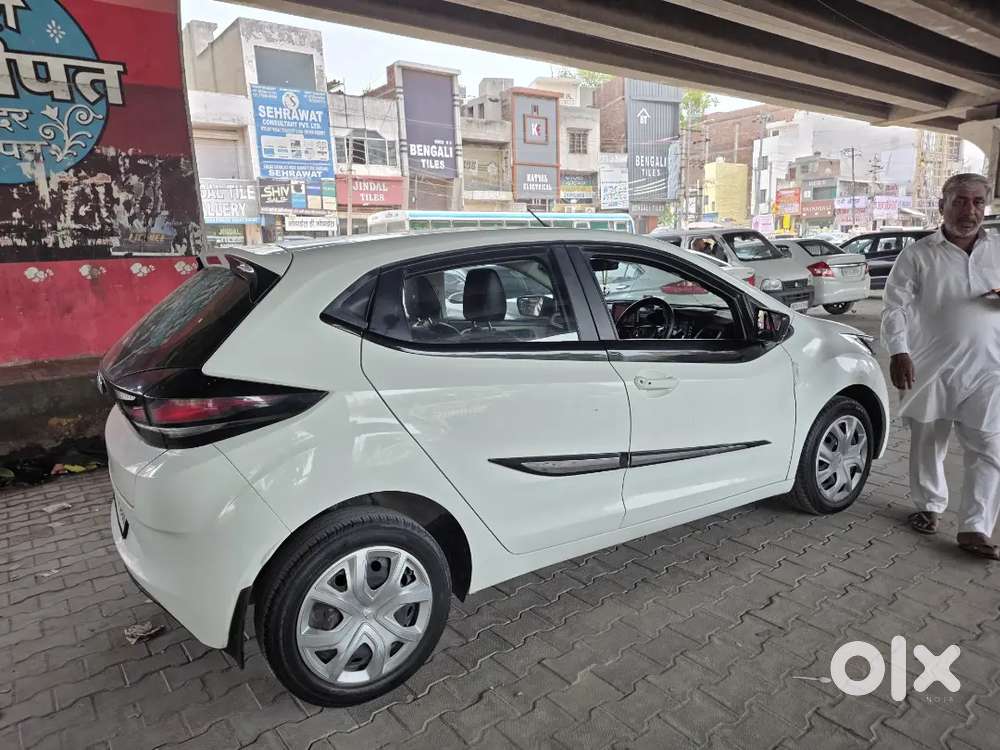 Tata Altroz 2022 Petrol Well Maintained