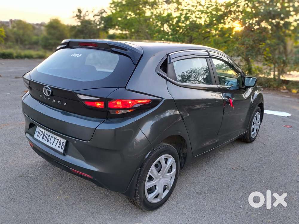 Tata Altroz 1.2 Xt, 2022, Petrol