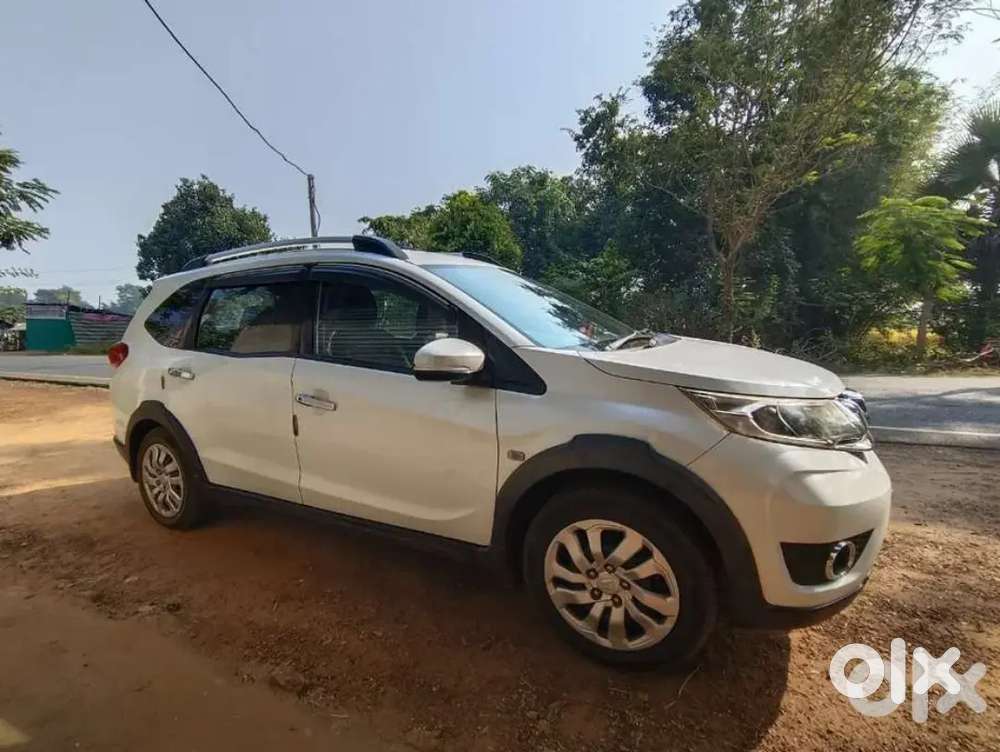 Honda Brv 7 Seater Car