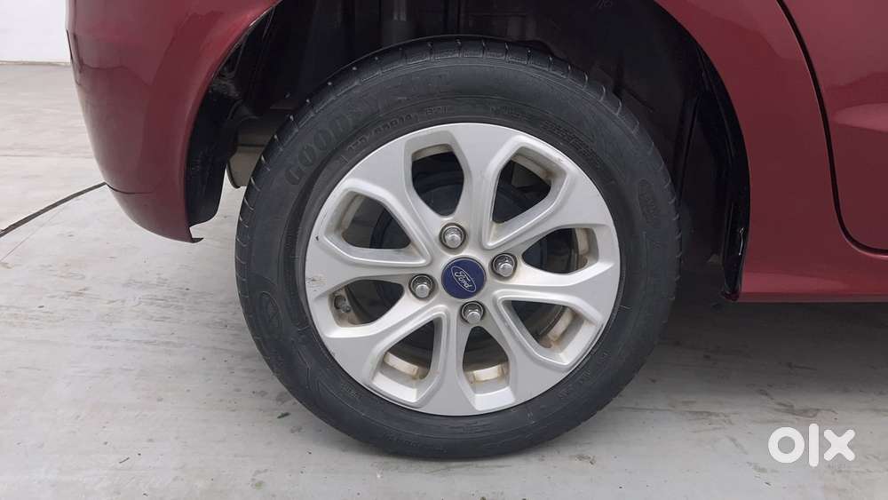 Ford Figo 2012-2015 Petrol Titanium, 2017, Petrol