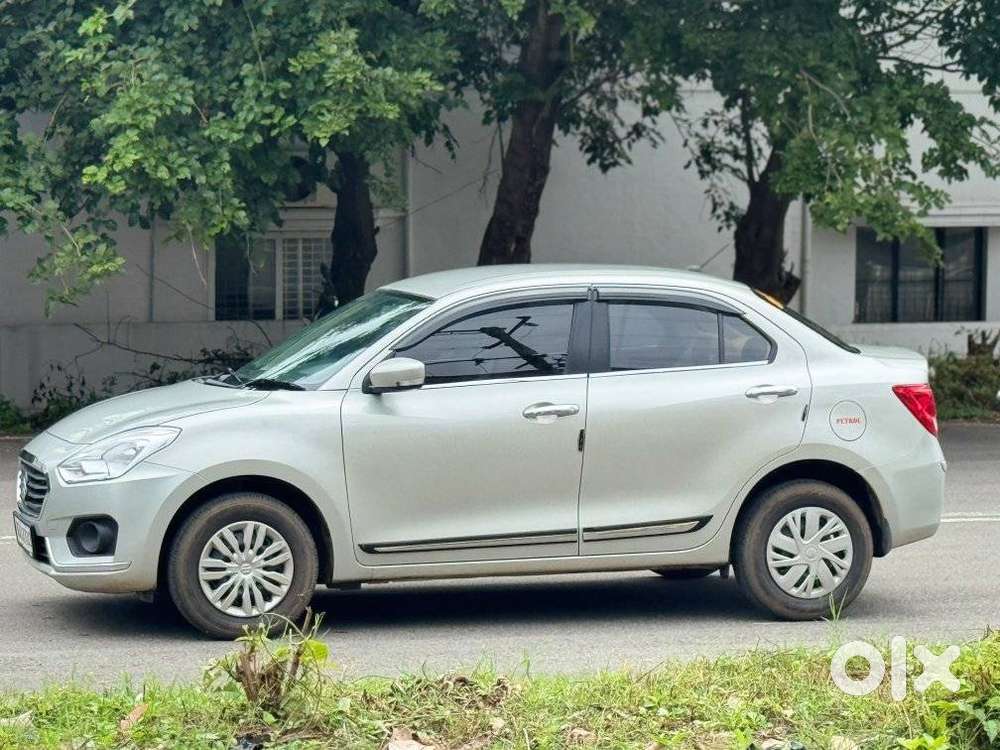 Maruti Suzuki Swift Dzire Vxi Optional, 2019, Petrol