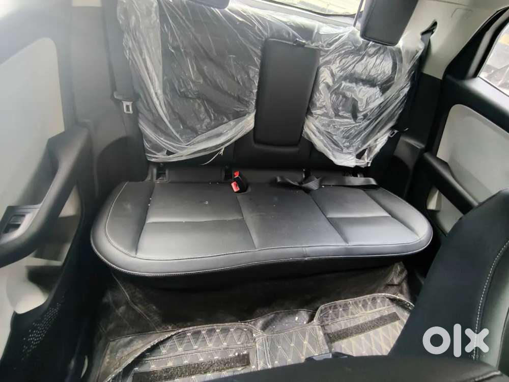 Tata Altroz Automatic 2024 Petrol 16512 Km Driven