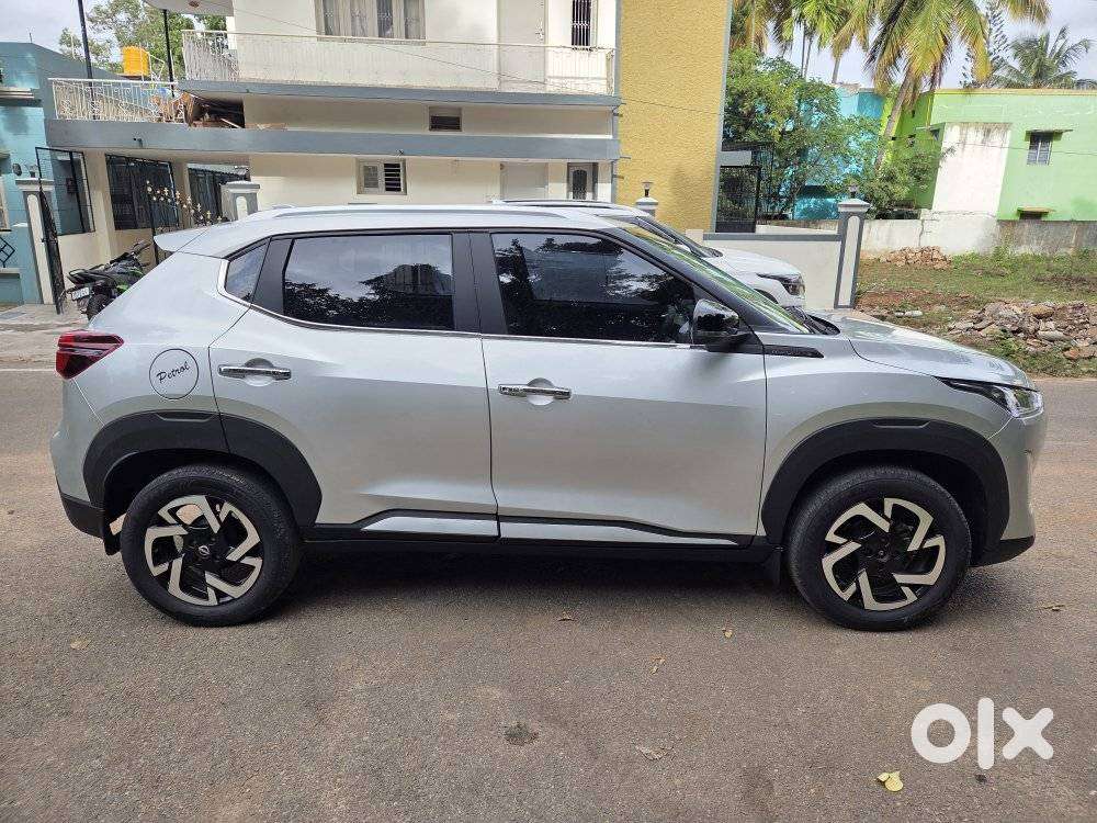Nissan Magnite 1.0 Xv, 2022, Petrol