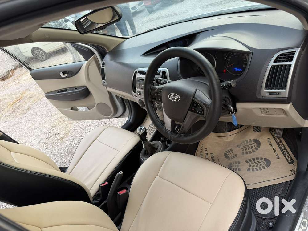 Hyundai I20 Sportz 1.4 Crdi 6 Speed Bs-iv, 2012, Diesel