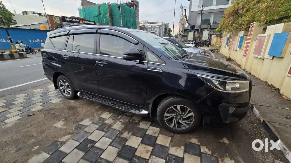 Toyota Innova Crysta 2022 Diesel 75000 Km Driven