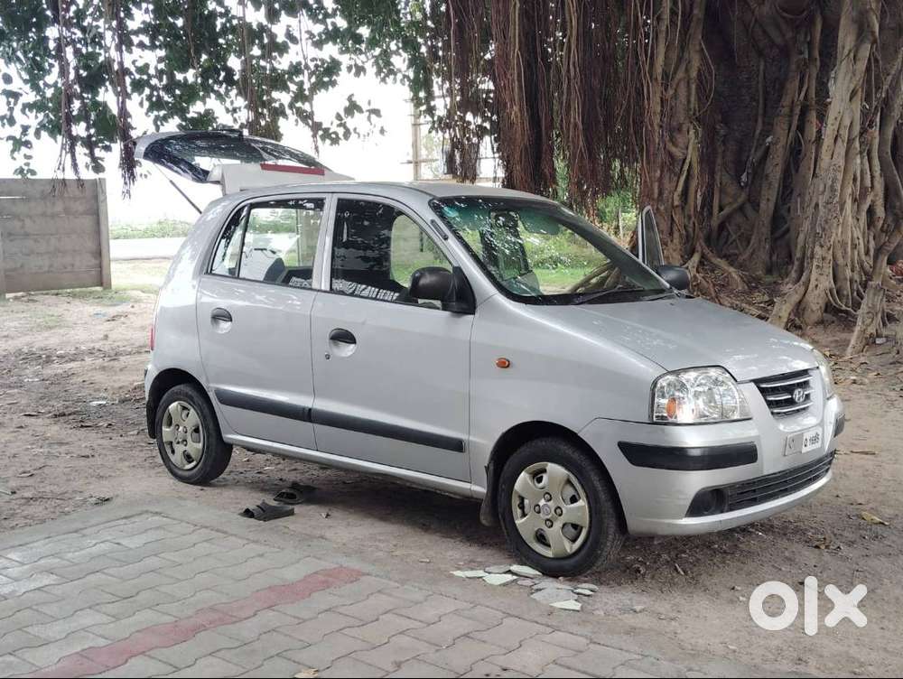 Single Owner Santro Xing Top Variant