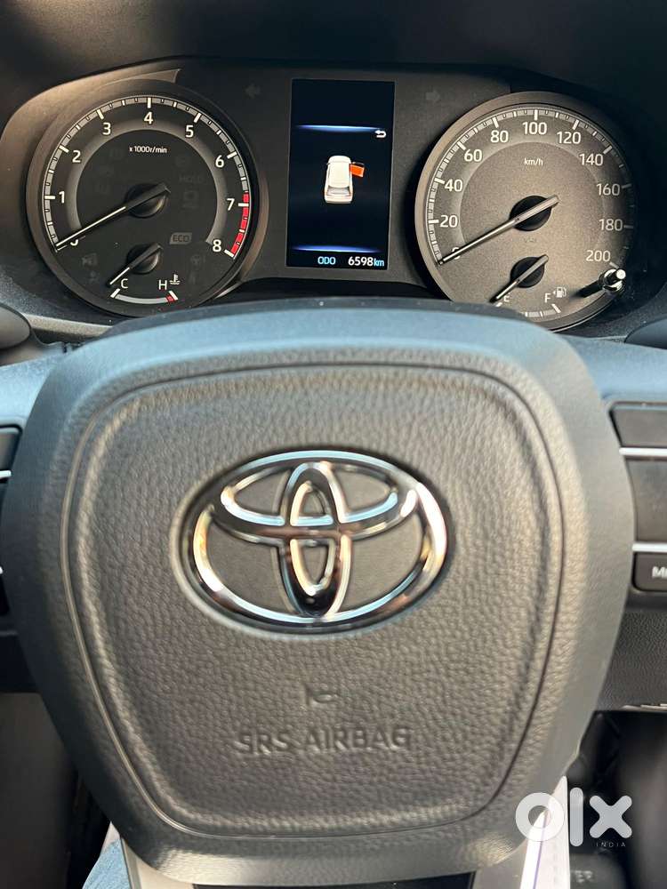 Toyota Innova Hycross 2.0 Gx 8 Str, 2023, Petrol