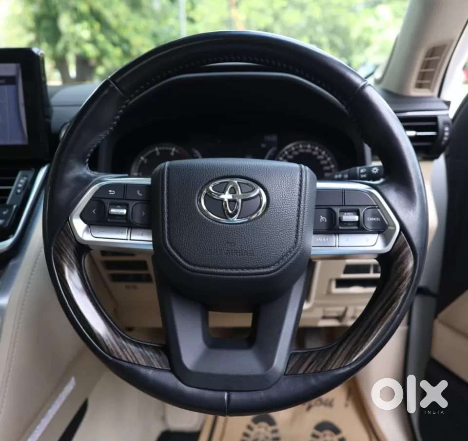 Toyota Land Cruiser 3.3 Zx Diesel, 2023, Diesel