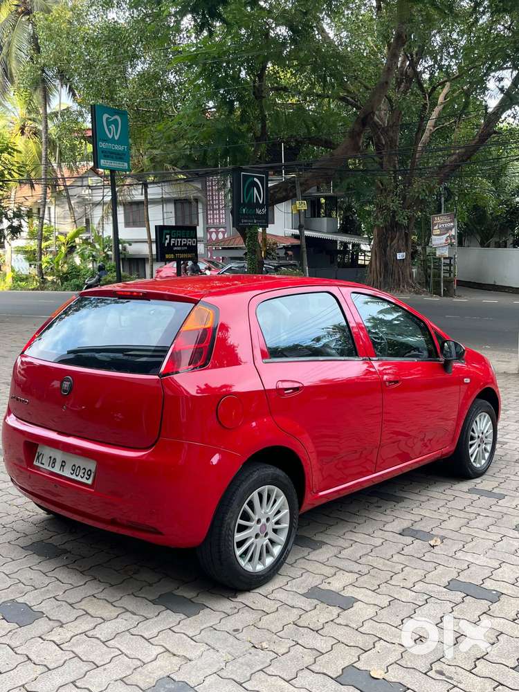 Fiat Punto 1.4 Emotion, 2016, Petrol