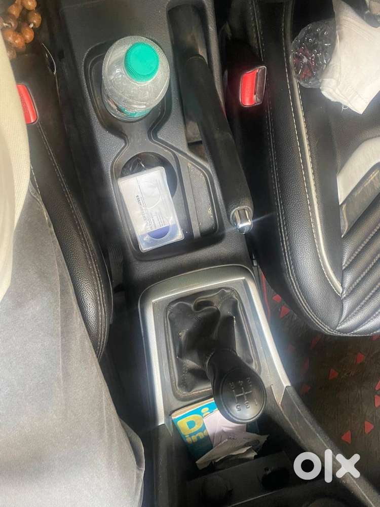 Maruti Suzuki Car Blue Colour, Doctor Driven Vehicle. Model 2022