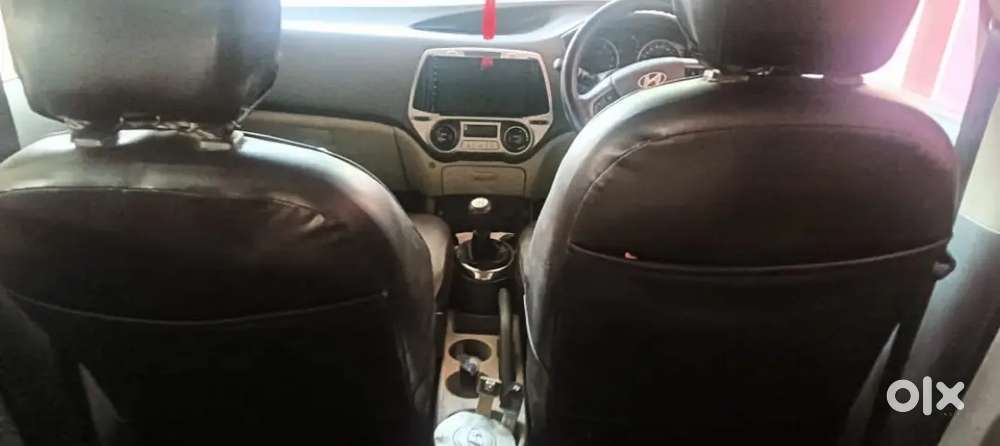 Hyundai I20 [2011] ओमनी