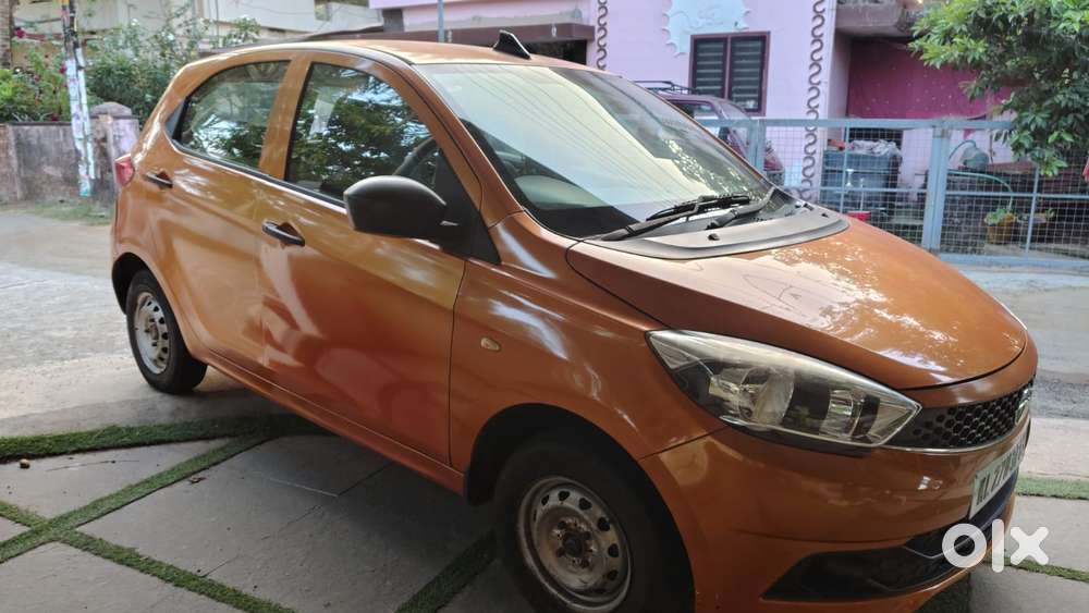 Tata Tiago, 2018, Petrol