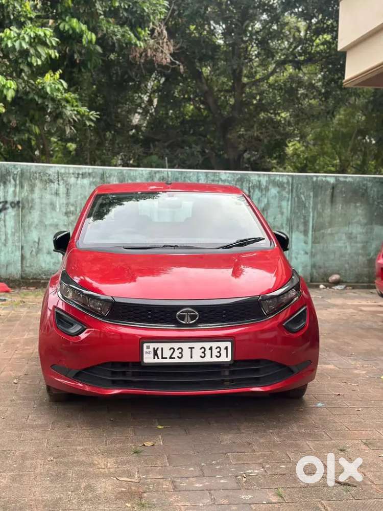 Tata Altroz 1.2 Xe 2020