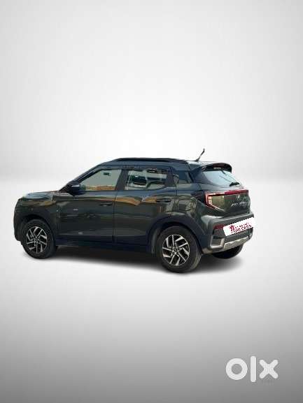 Mahindra Xuv 3xo Ax5 Ds Mt, 2026, Diesel