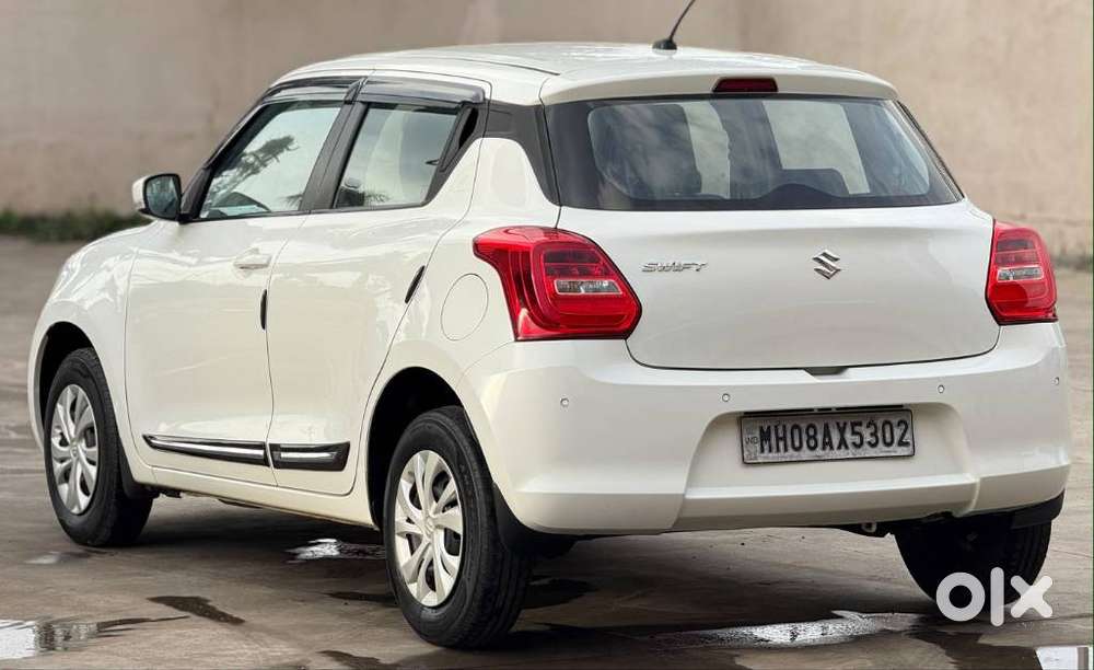 Maruti Suzuki Swift Vxi Optional, 2022, Petrol