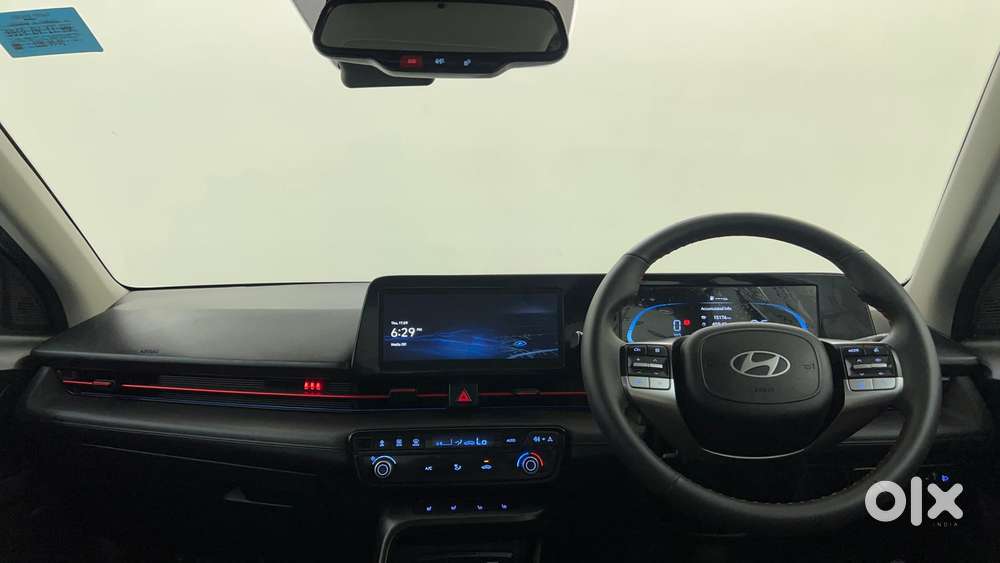 Hyundai Verna 1.5 Sx (o) Turbo Petrol Mt, 2023, Petrol