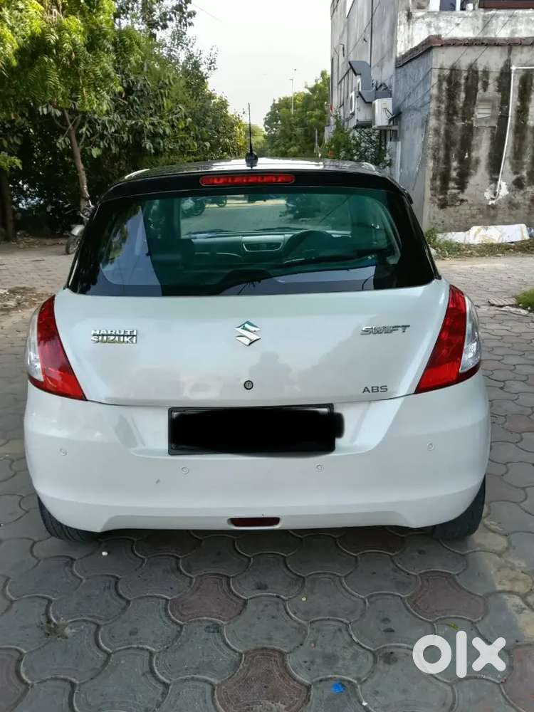 Maruti Suzuki Swift Vxi 2016